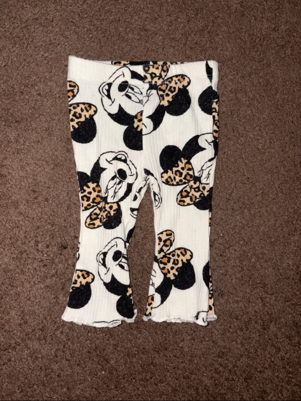 Cream Baby Leggings with Leopard Bows on Minnie Mouse